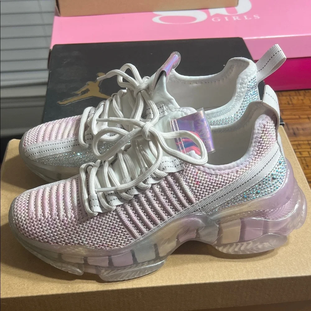 Steven By Steve Madden Kids Sneakers - White and Pink - Picture 2 of 4